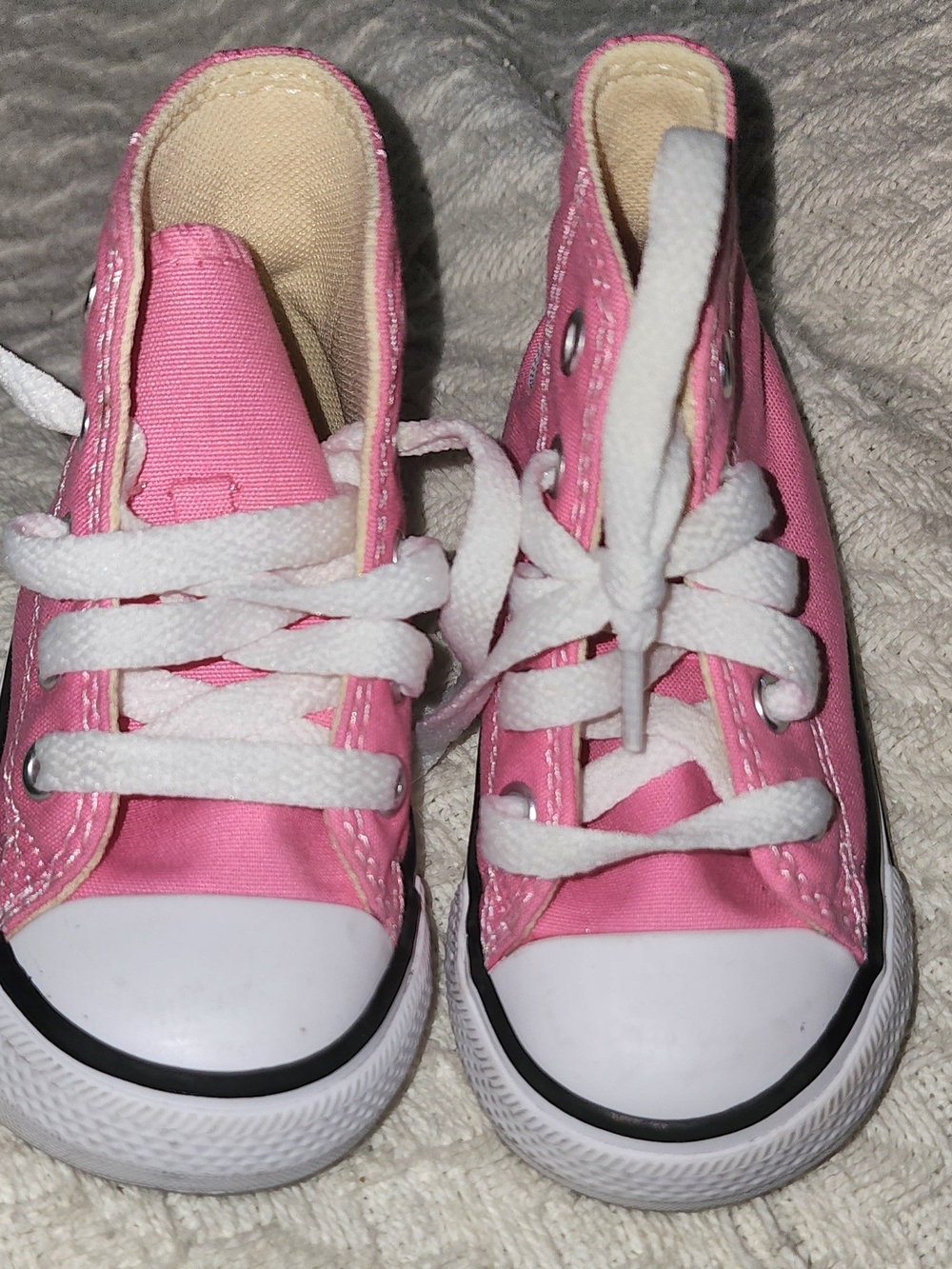 Converse Kids Pink Canvas Lace-Up Sneakers with White Soles Sz 5 Like New